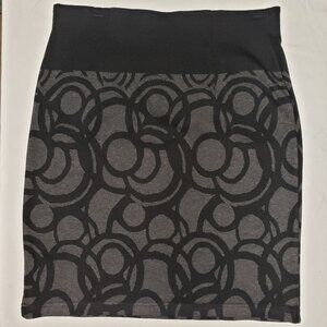 Studio Point Black/Grey Skirt with Black Waistband Size 8